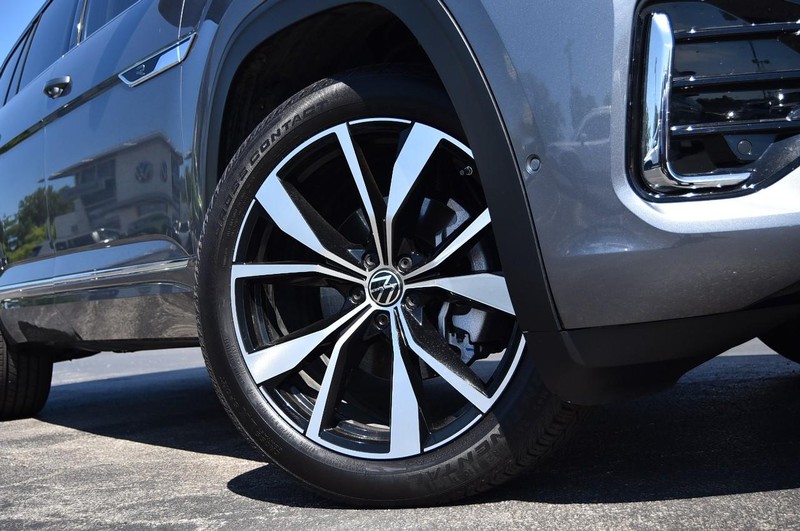 Volkswagen Atlas Vehicle Image 03