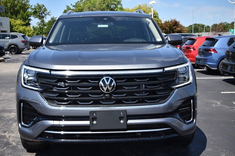 Volkswagen Atlas Vehicle Image 04