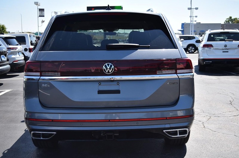 Volkswagen Atlas Vehicle Image 06