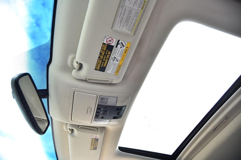 Lexus GX Vehicle Image 23