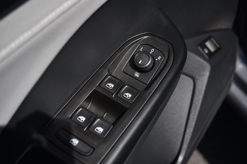 Volkswagen Taos Vehicle Image 08