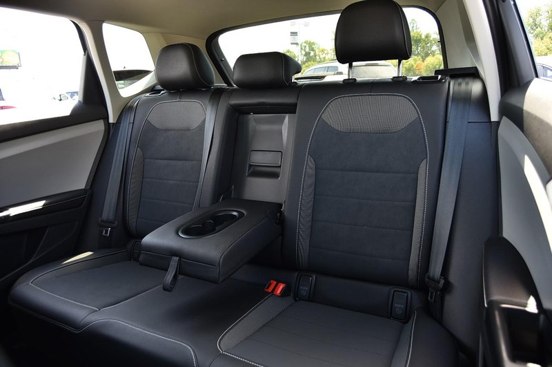 Volkswagen Taos Vehicle Image 22