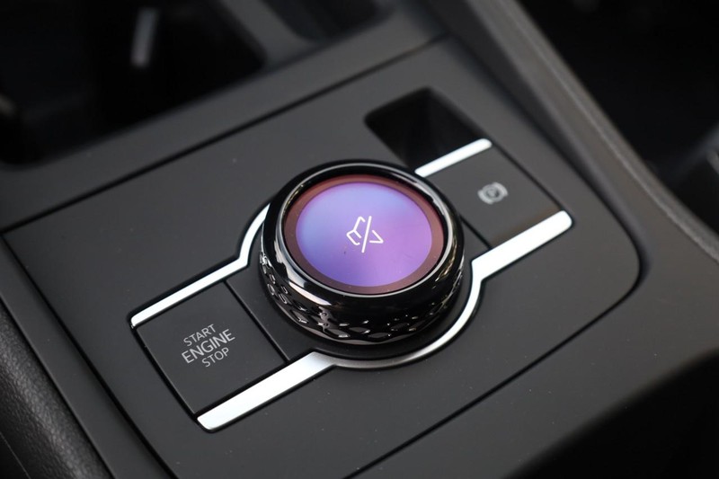 Volkswagen Tiguan Vehicle Image 15