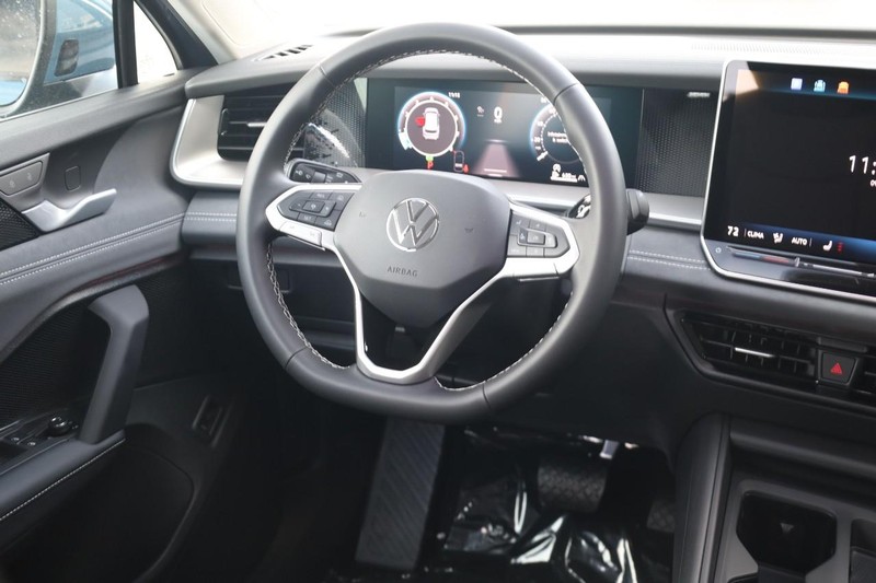 Volkswagen Tiguan Vehicle Image 22