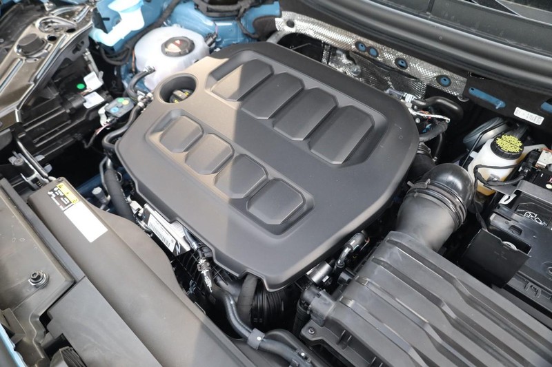 Volkswagen Tiguan Vehicle Image 24