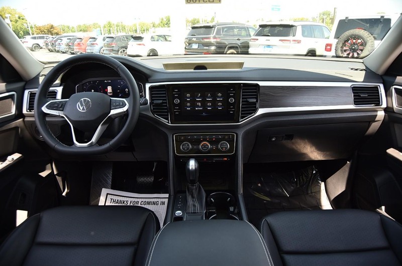 Volkswagen Atlas Vehicle Image 07