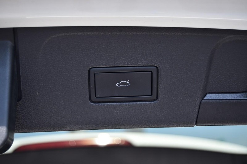 Volkswagen Atlas Vehicle Image 27