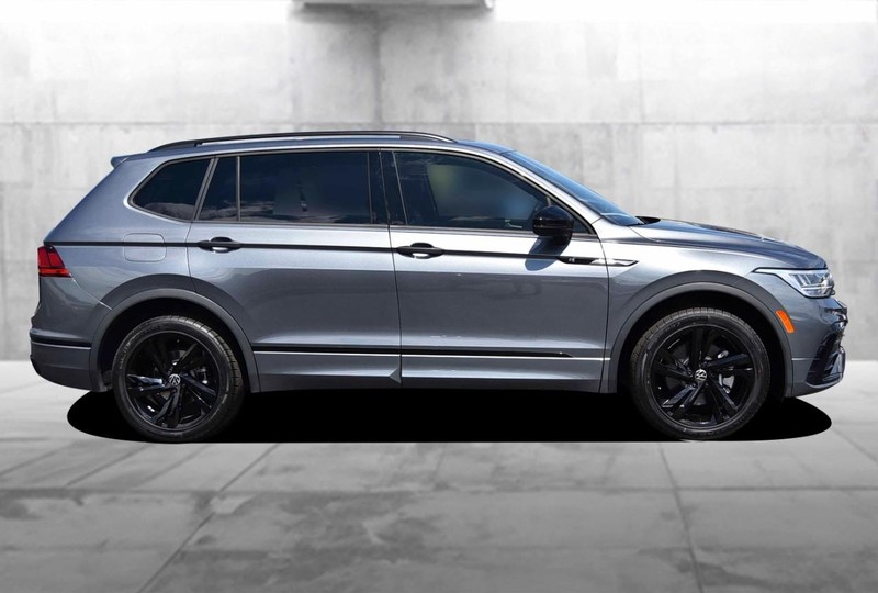 Volkswagen Tiguan Vehicle Image 05