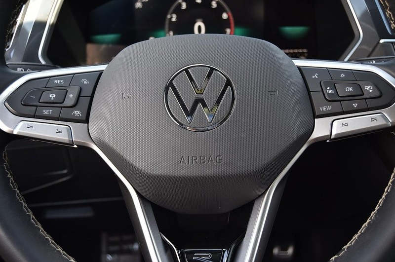 Volkswagen Tiguan Vehicle Image 17