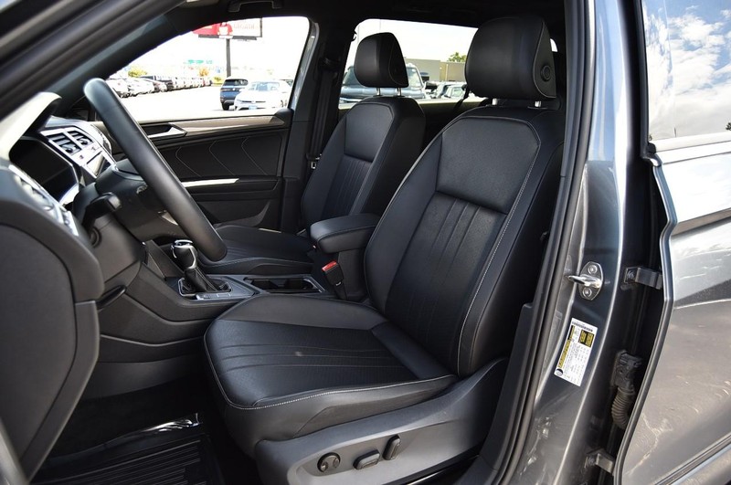 Volkswagen Tiguan Vehicle Image 18