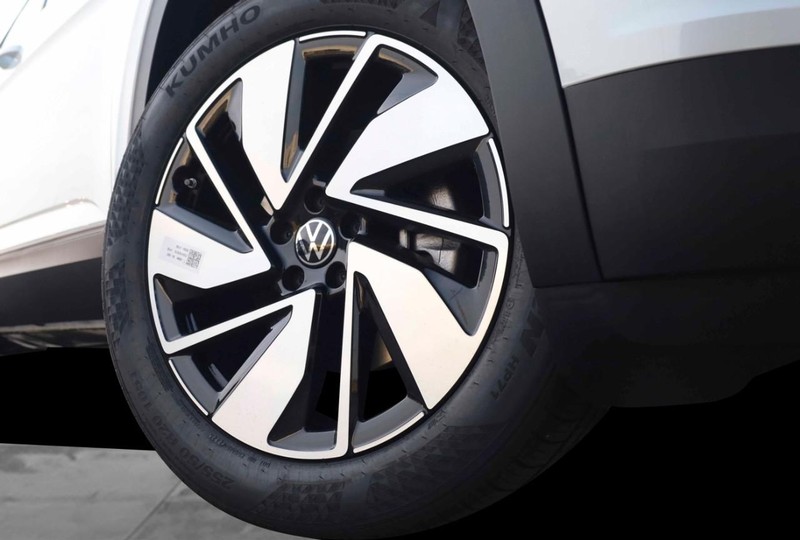 Volkswagen Atlas Vehicle Image 03