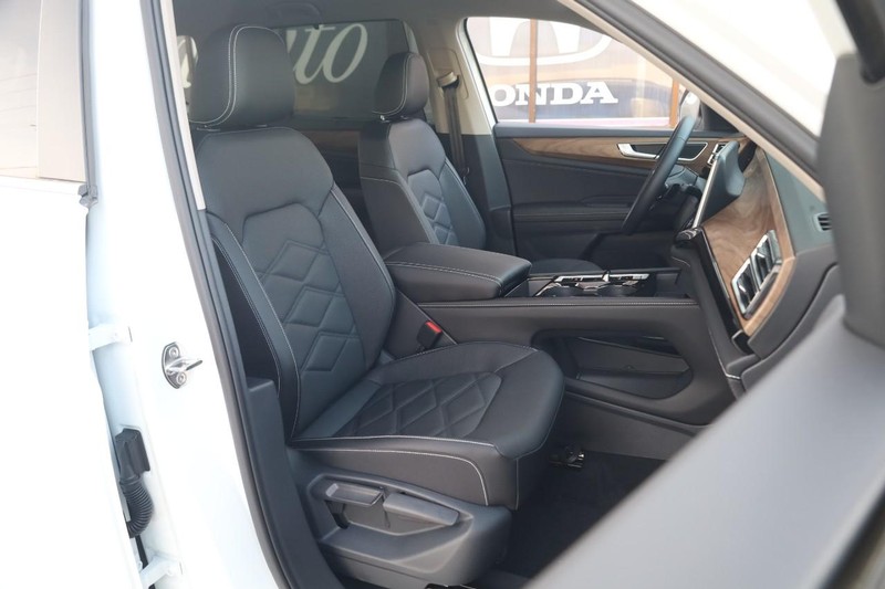 Volkswagen Atlas Vehicle Image 28