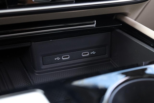 Volkswagen Atlas Vehicle Image 18