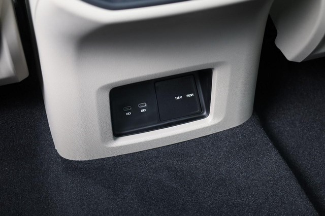 Volkswagen Atlas Vehicle Image 26