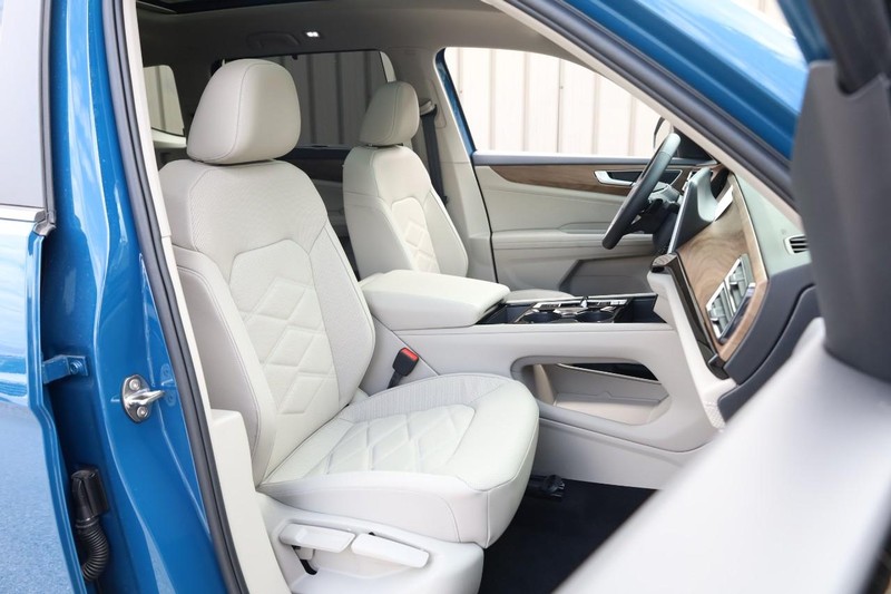 Volkswagen Atlas Vehicle Image 31