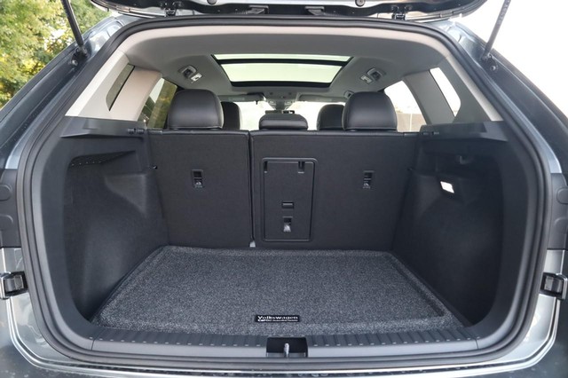 Volkswagen Taos Vehicle Image 07