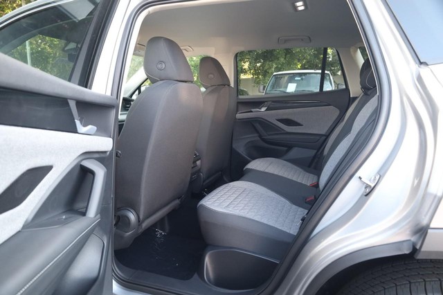 Volkswagen Tiguan Vehicle Image 19