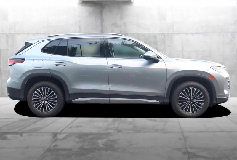 Volkswagen Tiguan Vehicle Image 05
