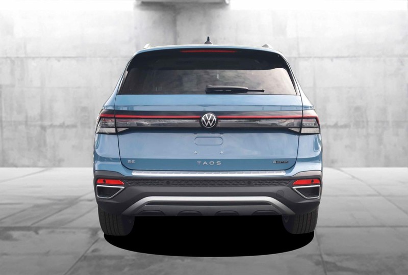 Volkswagen Taos Vehicle Image 06
