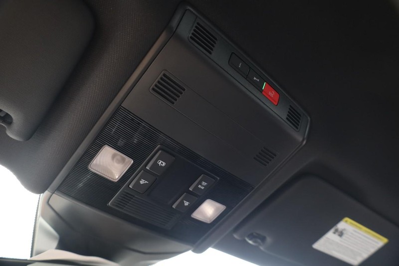 Volkswagen Jetta Vehicle Image 16