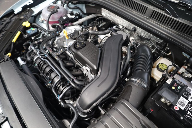 Volkswagen Jetta Vehicle Image 24