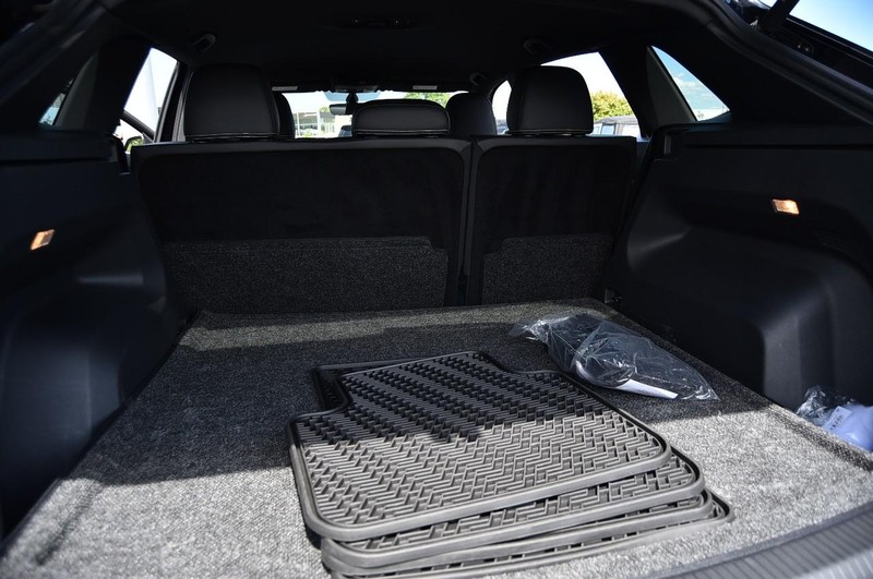 Volkswagen Atlas Cross Sport Vehicle Image 24