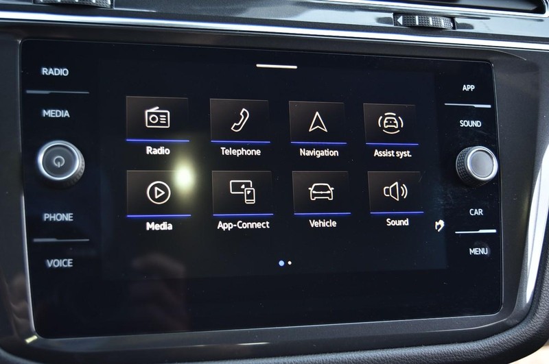 Volkswagen Tiguan Vehicle Image 14