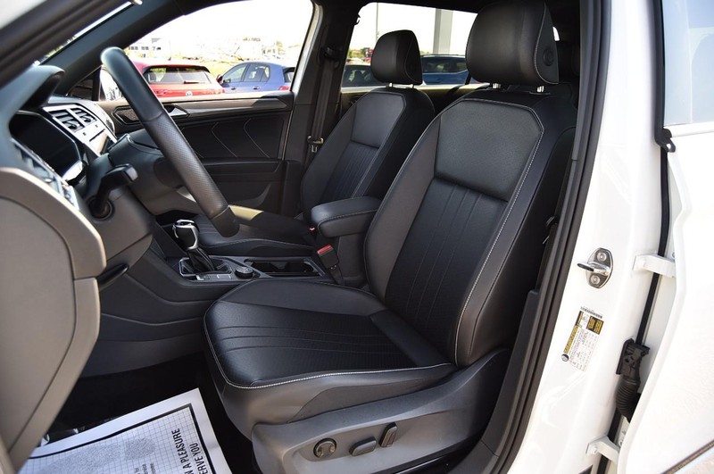 Volkswagen Tiguan Vehicle Image 20