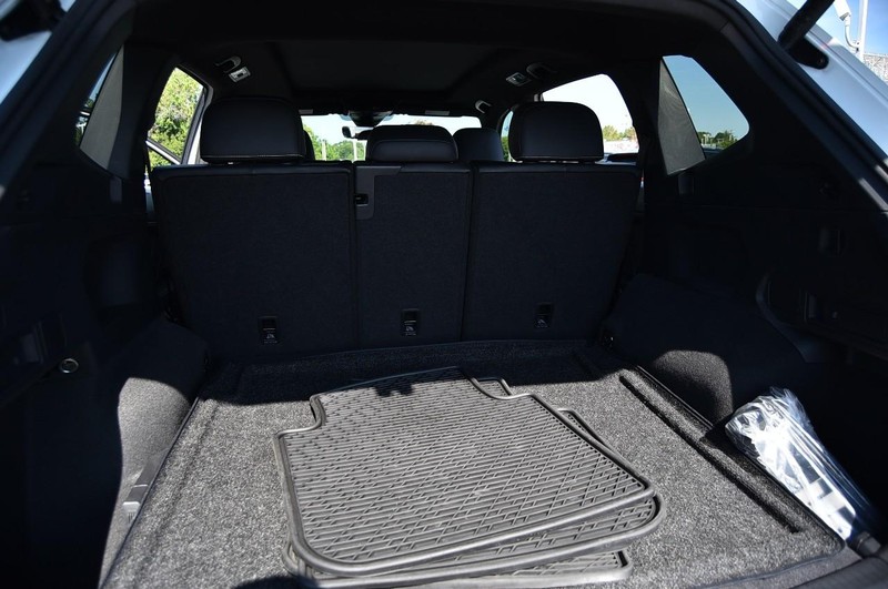 Volkswagen Tiguan Vehicle Image 26