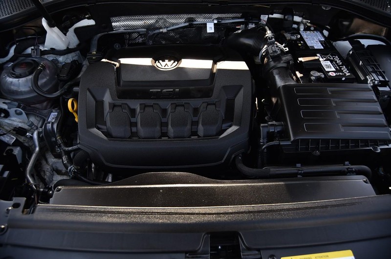 Volkswagen Tiguan Vehicle Image 28
