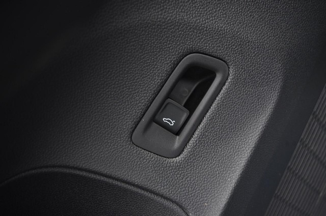 Volkswagen Atlas Vehicle Image 09