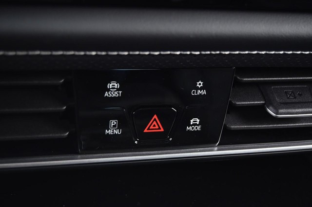 Volkswagen Atlas Vehicle Image 15