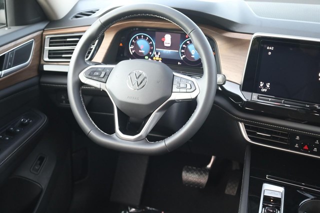 Volkswagen Atlas Vehicle Image 27