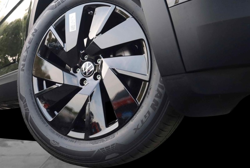 Volkswagen Atlas Vehicle Image 03