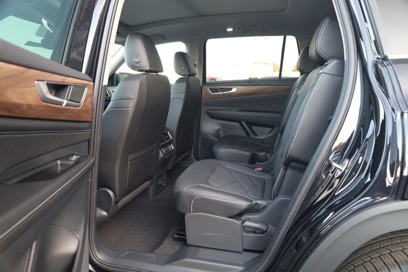 Volkswagen Atlas Vehicle Image 24