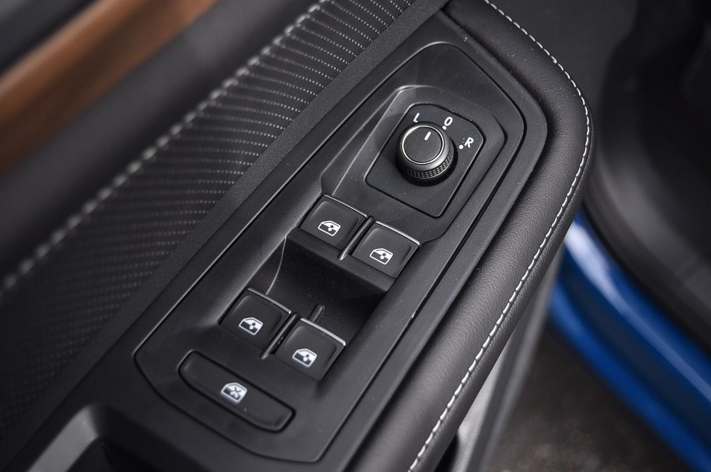 Volkswagen Atlas Vehicle Full-screen Gallery Image 8