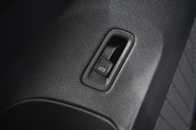 Volkswagen Atlas Vehicle Image 09