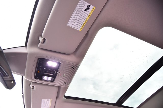 Volkswagen Atlas Vehicle Image 21