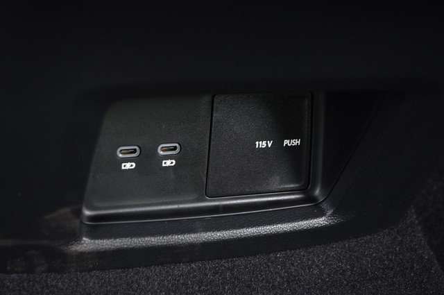 Volkswagen Atlas Vehicle Image 24