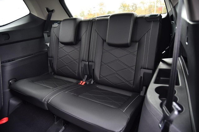 Volkswagen Atlas Vehicle Image 25