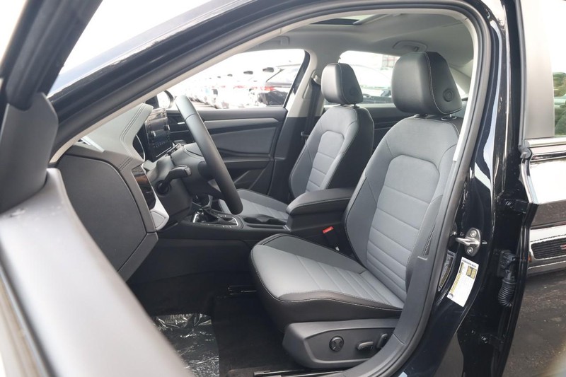 Volkswagen Jetta Vehicle Image 08