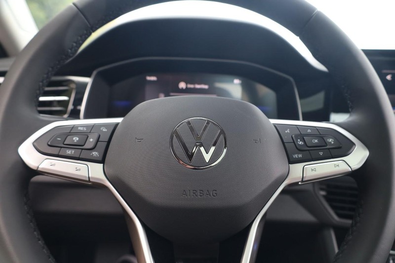 Volkswagen Jetta Vehicle Image 10