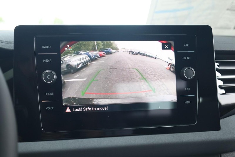 Volkswagen Jetta Vehicle Image 14