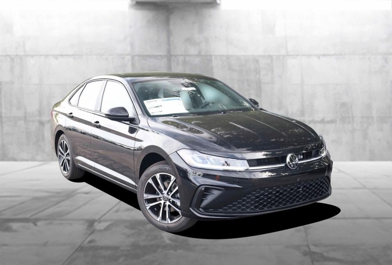 Volkswagen Jetta Vehicle Image 02