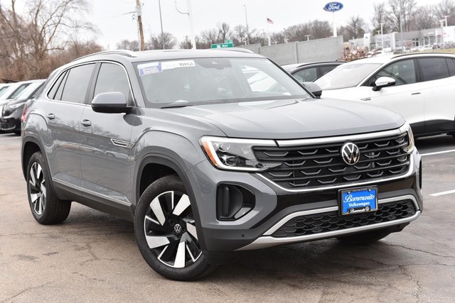 Volkswagen Atlas Cross Sport Vehicle Image 02