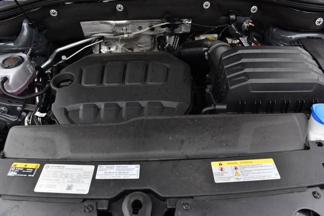 Volkswagen Atlas Cross Sport Vehicle Image 27