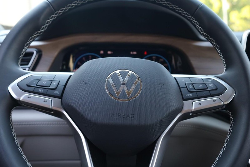 Volkswagen Atlas Vehicle Image 11