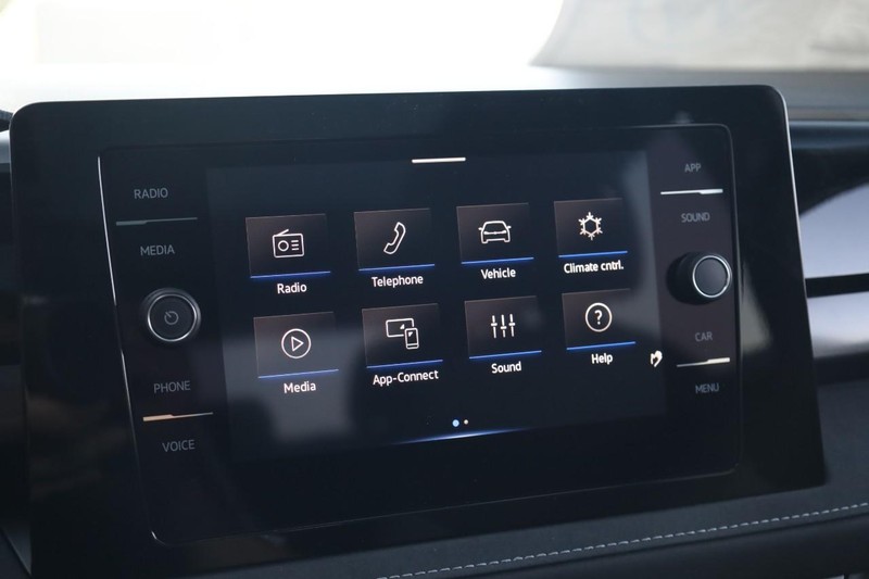 Volkswagen Taos Vehicle Image 13