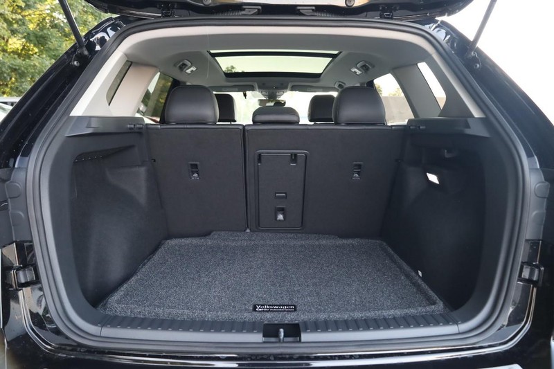 Volkswagen Taos Vehicle Image 07