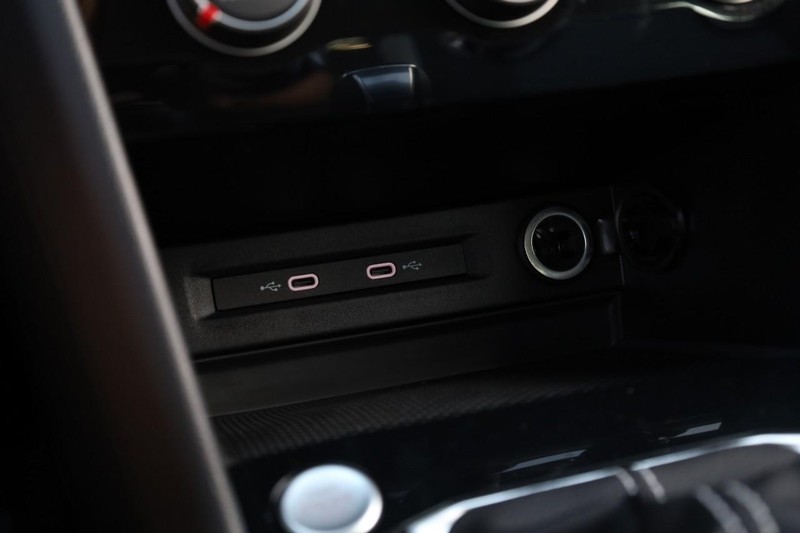 Volkswagen Taos Vehicle Image 14